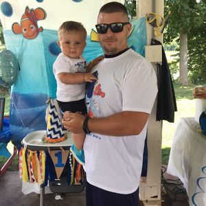 Meet your Posher, Adam